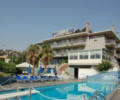 Hotel Lachea: pranzi di nozze e banqueting ad Aci Castello (Catania)