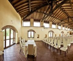 Allestimento della sala per un meeting