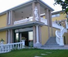 Esterno del ristorante per il banchetto di nozze