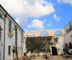 Agriturismo Tredicina - Il cortile interno della location
