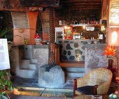 Sala interna dell'agriturismo per matrimonio Il Ciliegio dell'Etna