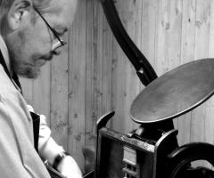 L'attenzione al più piccolo particolare - Daniele Milani tipografo