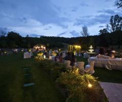 Matrimonio serale in giardino