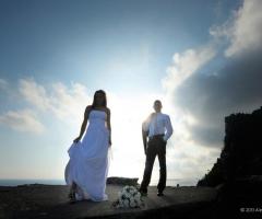 Foto degli sposi in spiaggia