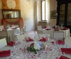 Ricevimento di matrimonio con allestimento in rosso - Villa da Prato