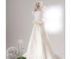 Abito con coprispalle