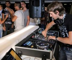 Musica Matrimoni - DJ con Consolle