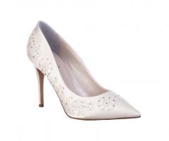 Decolletè con ricamo e strass Ferracuti