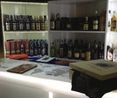 Rum Corner - Tavolo Opal Illuminato