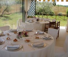 Centrotavola con vasetto di fiori