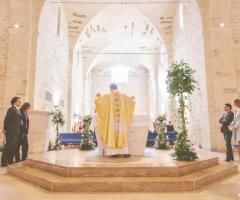Allestimento della cerimonia di matrimonio