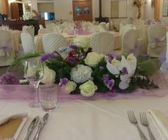 Navarro Catering - Allestimento del tavolo degli sposi