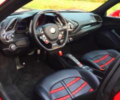 Supercarforyou - Ferrari 488 spyder interni