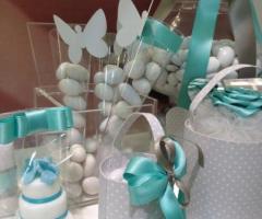 Bomboniere, confetti e minicake per le nozze