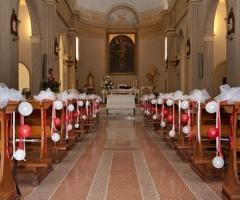 Addobbi per la cerimonia di matrimonio in chiesa