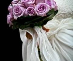 Primo piano del bouquet della sposa