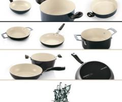 Set di pentole per la lista di nozze 