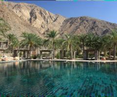 Piscina dell'hotel del viaggio di nozze