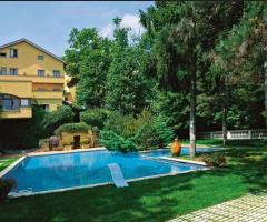 Hotel Ristorante con piscina a Velletri (Roma)