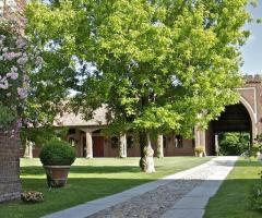 ingresso alla tenuta