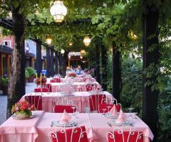 Il pergolato della location per ricevimenti