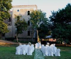 La cerimonia civile nel giardino della Tenuta il Pilaccio