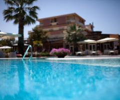 Hotel Ristorante Acquario piscina per il matrimonio