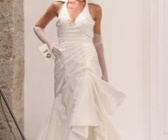 Vestito per la sposa con strascico