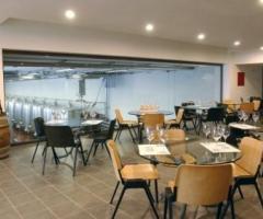 La sala degustazioni dell'Antico Casale delle Vigne