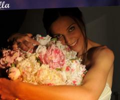 La sposa col bouquet by Studio Fotografico Francavilla