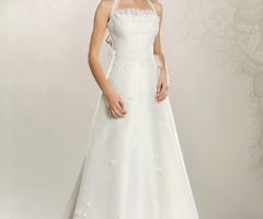 Vestito da sposa con spalline che si incrociano dietro il collo - Collezione Zaffiro Z8