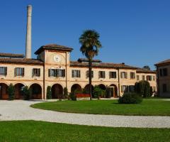 Ingresso alla filanda