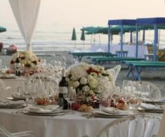Ricevimento di nozze al mare
