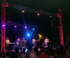 Accessori Anni Sessanta - Musica in piazza