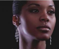 Trucco per la sposa sulle sfumature del nero