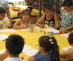 Animazione tavolo bambini durante i matrimoni