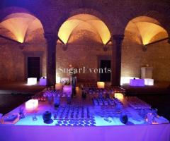 Allestimento del tavolo del finger food