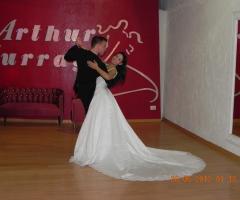 Gli sposi imparano a ballare per illoro matrimonio