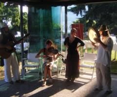 Esibizione gruppo folkloristico italiano