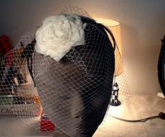 Rosellina in organza di seta con veletta orizzontale