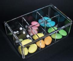 Scatola in plexiglass a 6 scomparti removibili