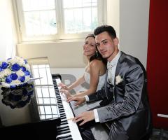DJ Photo Agency - Gli sposi suonano piano