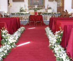 Fiori per le nozze nella chiesa di Cerro al Volturno