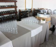 Allestimento tavolo dell'aperitivo di benvenuto