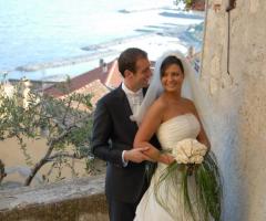 Sposi in terrazza panoramica