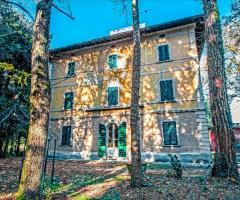 L'esterno di Villa Elvira