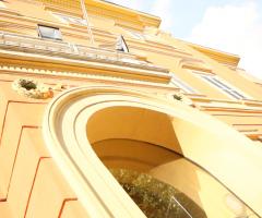 Hop-e - L'uscita degli sposi