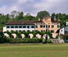 panoramica di Villa degli Azzoni Avogadro