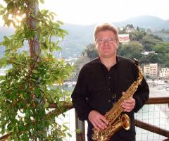 Duo Giancarlo Music - Giancarlo con il sax per l'intrattenimento musicale
