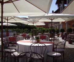 Tavoli per aperitivo di matrimonio